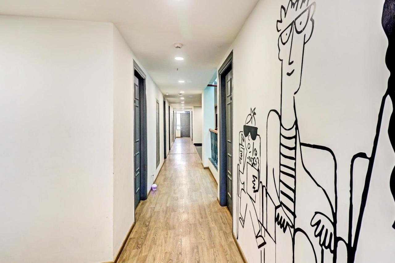 Townhouse Sector 30 Near Botanic Garden Of Indian Republic Hotel Noida Exterior photo