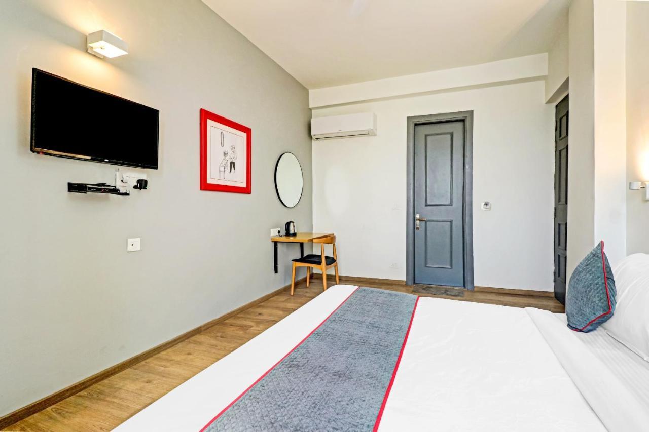 Townhouse Sector 30 Near Botanic Garden Of Indian Republic Hotel Noida Exterior photo