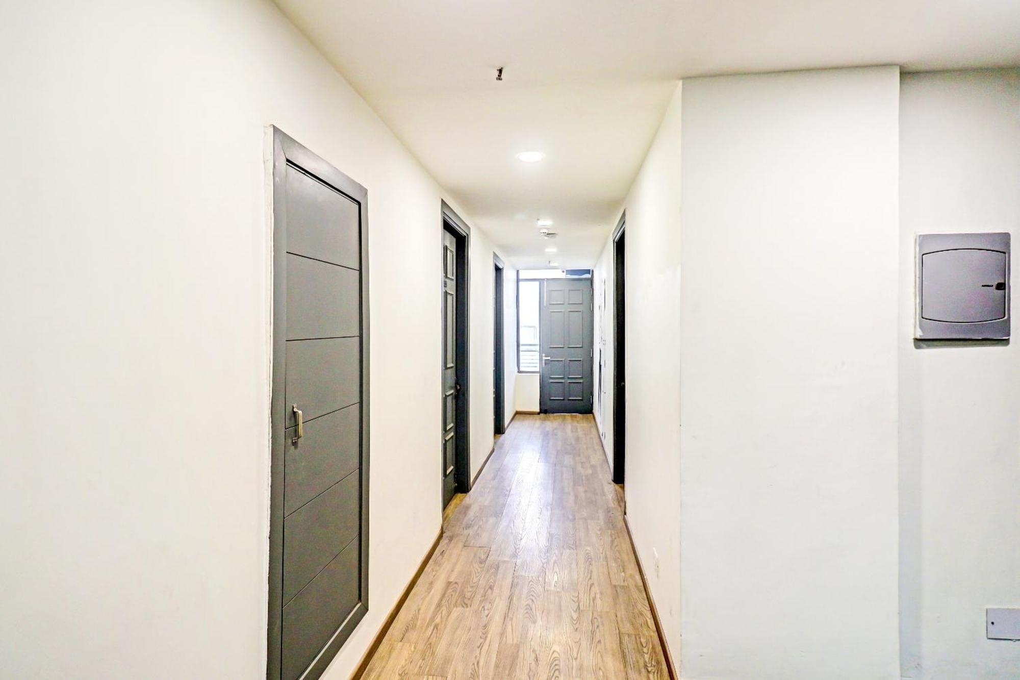 Townhouse Sector 30 Near Botanic Garden Of Indian Republic Hotel Noida Exterior photo